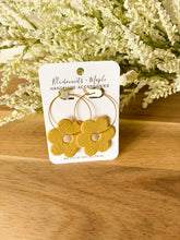 Load image into Gallery viewer, Jumbo Flower Hoops
